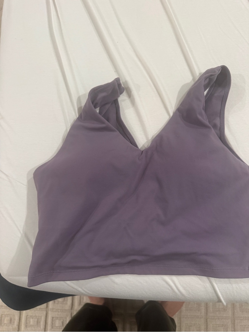 Seamless Lavender V-Neck Sports Bralette